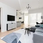 Dashaus 2 Bedroom Apartment